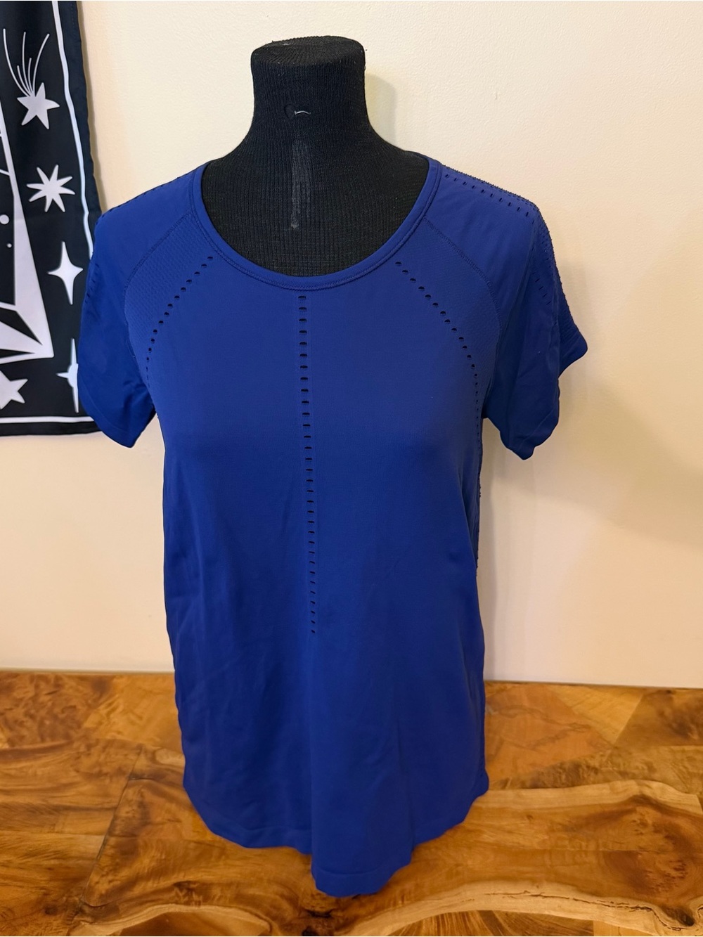 Athleta Blue Workout Tee Shirt Top Blue Medium Gym Yoga Pilates